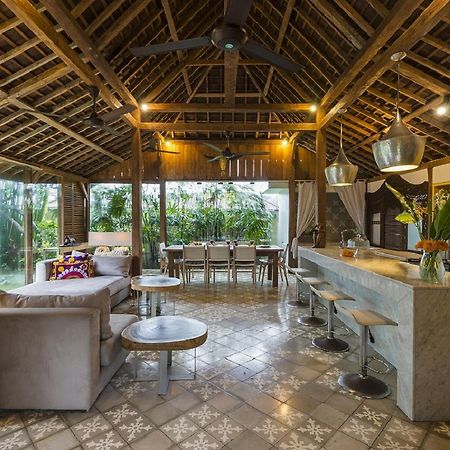 Villa Batik Seminyak Exterior foto